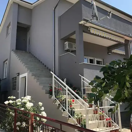 Apartment Komadina