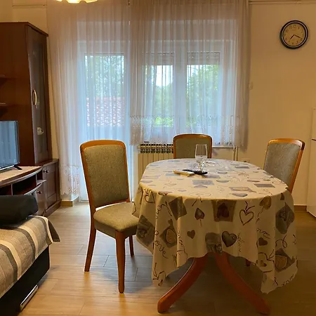 Komadina Lägenhet Selce